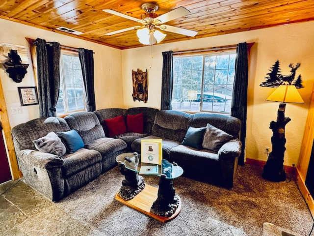 Cozy Bear South-Inside Yosemite-Sleeps 5 Apartment โยเซมิตีเวสต์ ภายนอก รูปภาพ